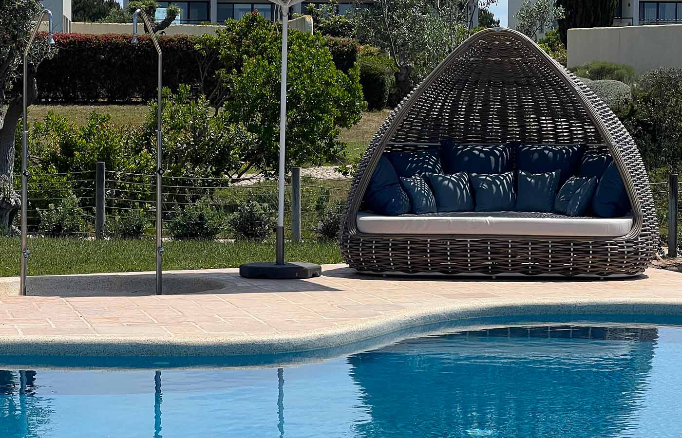 oasis-pool-1